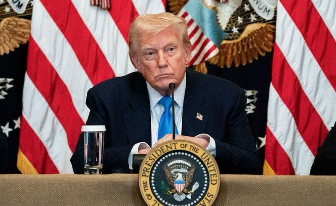 [caption-failed: flagged sensitive]