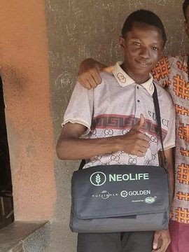 A young man wearing a "GUCCI" shirt and carrying a "NEOLIFE" bag with "Nutritional Golden" branding gives a thumbs up, seemingly representing a positive outcome after a transformation.