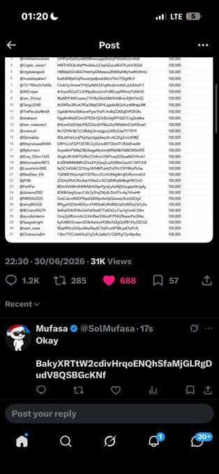A screenshot of a post listing wallet addresses with balances of 100.000, posted by user @SolMufasa, displayed on a mobile phone at 17:20.