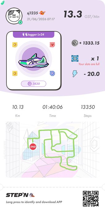 The image shows a step counter app with a purple background, displaying the number of steps taken by the user at the moment. The app also has a map that displays the current location and distance traveled. There are two posts visible in the image - one is a caption about the app's features, while the other post provides information on how to use the app.