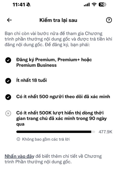 A mobile app screen in Vietnamese titled 'Kiểm tra lại sau' showing requirements to join an original content reward program, including Premium subscription and follower counts.