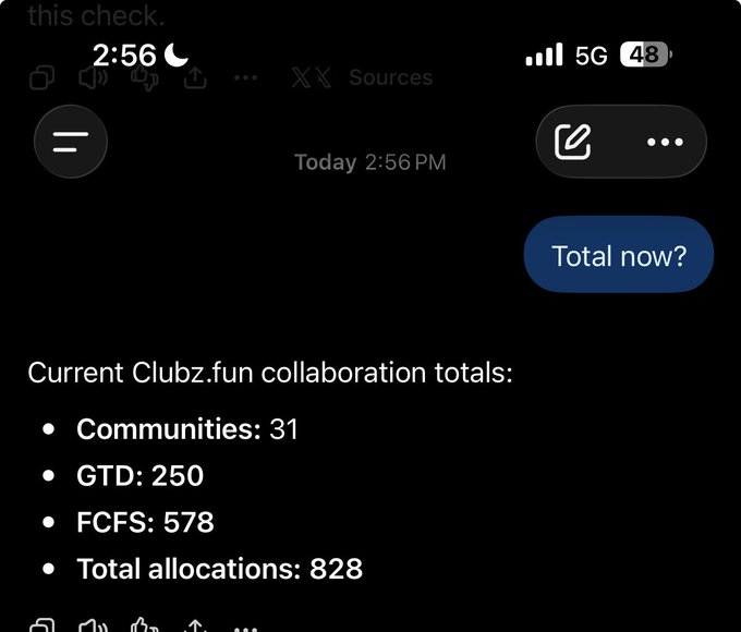 A screenshot of a message from Clubz.fun showing current collaboration totals: 31 communities, 250 GTD, 578 FCFS, and 828 total allocations, which the user is referencing to discuss remaining open spots for their mint.