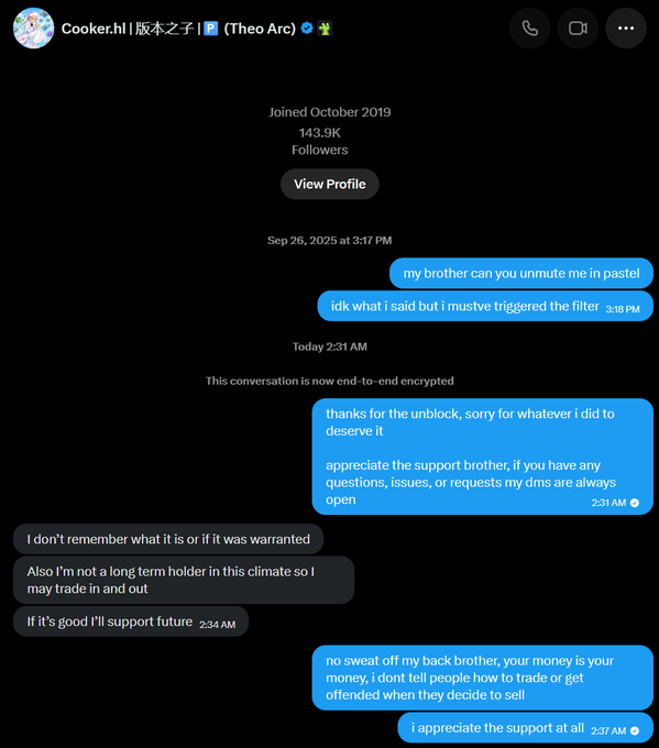 A direct message conversation between 'Cooker.hl | 坂本之子 | (Theo Arc)' and another user, discussing being unblocked, past disagreements, and long-term trading support.