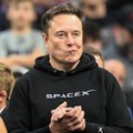 Elon Musk, wearing a SpaceX hoodie, appears in this image, which likely illustrates the post's dire prediction about the "real SpaceX crash" for the stock $SPCX. The accompanying text suggests a volatile period ahead, with a relief rally, bull trap, and further declines anticipated.