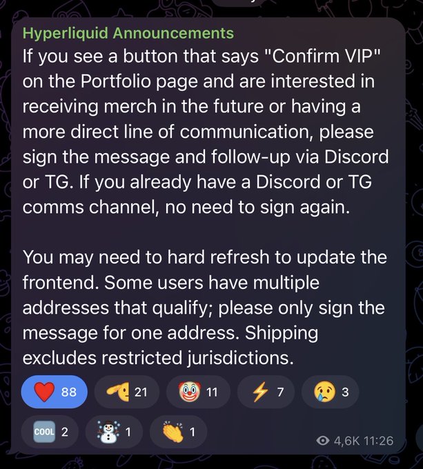 A Hyperliquid announcement explains that users can sign a message via the "Confirm VIP" button on the Portfolio page to join a direct comms channel for merch and updates, noting that 4,600 users have already viewed the post with 88 likes and 21 pizza reactions. The image illustrates the post's point about Hyperliquid's new VIP feature revealing major market movers and incentivizing whales to engage directly with the team.
