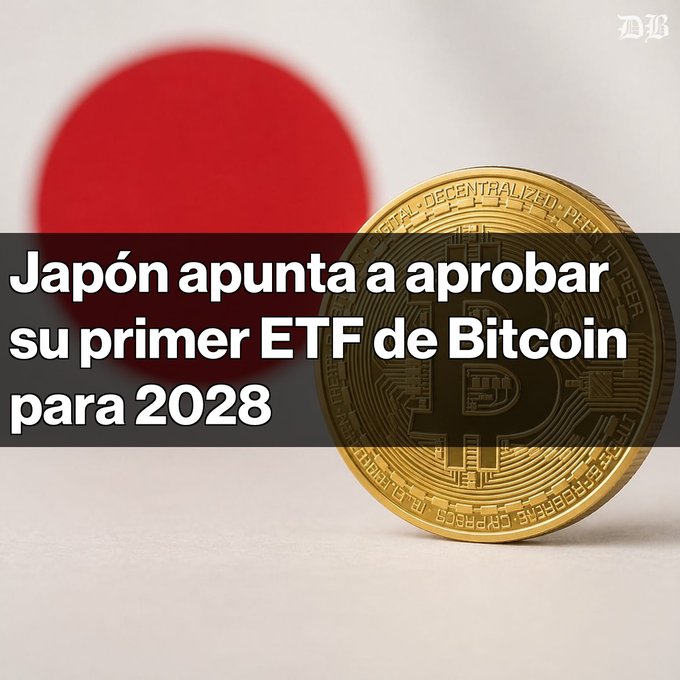 A news graphic featuring a Bitcoin coin against a Japanese flag background with the Spanish headline 'Japón apunta a aprobar su primer ETF de Bitcoin para 2028'.