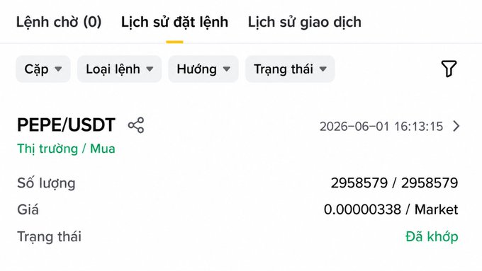 The image shows a screenshot of an online search page for peep/usdt, which could be related to the post about someone's account or investment information. The title "Peep/usdt" is visible at the top, while "PEPE/USDT" and "USDT" can also be seen on the screen. The screenshot displays a white background with text written in both Thai (เมียงธิ) and English (รถามหลง). The post title reads, "Ngày 13 làm cổ đông ếch PEPE Bú em LAB quá cứ xổ số em ếch não vình thị trường coin top nó đây lý không", which seems to be related to the post about someone's account or investment information. The screenshot indicates that there is an active search for peep/usdt, and it appears to be a prominent feature on this page.