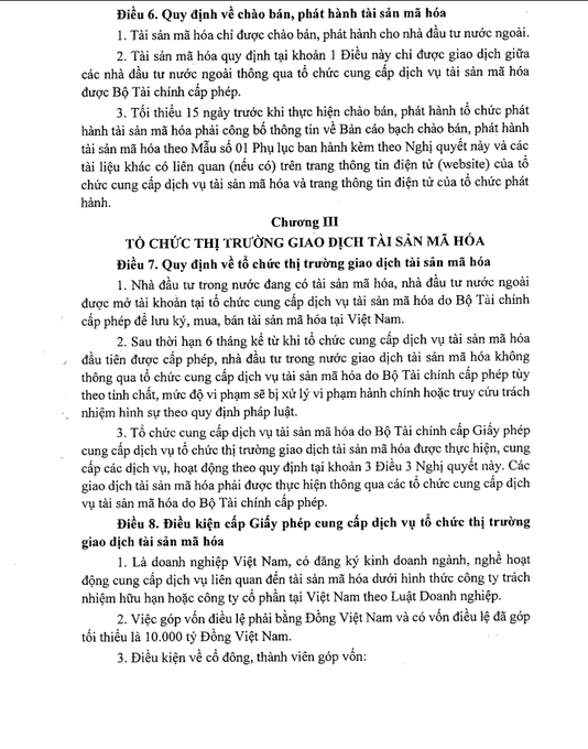 A document page in Vietnamese showing legal text with headings 'Chương III' and 'Điều 7', discussing cryptocurrency asset trading organizations.