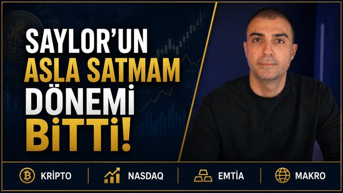 The image is a YouTube thumbnail featuring a man alongside the Turkish headline "SAYLOR'UN ASLA SATMAM DÖNEMİ BİTTİ!" (Saylor's Never-Sell Era Is Over!), set against a backdrop of an upward-trending chart. Category tags at the bottom highlight KRİPTO, NASDAQ, EMTİA, and MAKRO, signaling that the livestream will analyze stocks and cryptocurrencies, likely in relation to Michael Saylor's Bitcoin strategy shift.