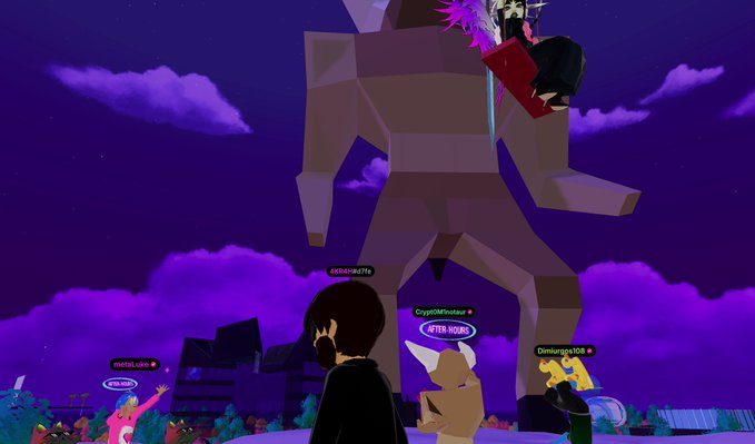 The image depicts a low-poly virtual scene from Decentraland featuring a giant blocky creature towering over avatars with usernames like "andreiak07fc," "CryptoMutantur," "#TTER_HOURS," "metalzuke," and "Demiurgos0108." The dark purple sky and digital environment align with the post promoting a live metaverse transmission event and badge claim at metaversetransmissions.xyz.