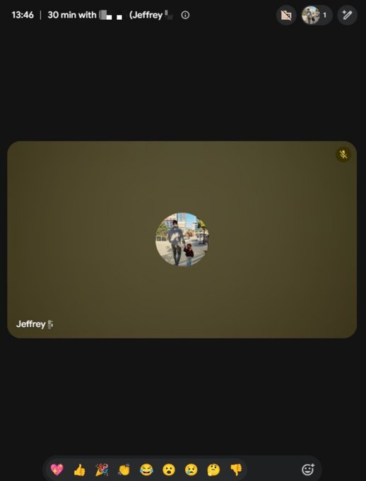 A screenshot of a Snapchat video call interface at 13:46 showing a 30-minute call with 'Jeffrey', displaying a small circular profile image of a person with luggage on a green background.