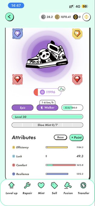 The image features a phone screen displaying an app called "Shoe Match", which has a purple background with white text, and a black and white shoe design as its main feature. The app's interface includes various buttons for different attributes such as comfort, efficiency, and style. The post in the image is about a person named "BNBレルムの靴達" (a person who wears shoes), which could be related to the app or simply an unrelated topic.