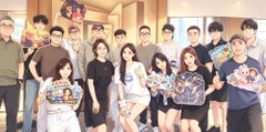 The image appears to be a heavily blurred, elongated photograph of a crowd of people, likely taken at a conference or event, with stretched vertical distortion making individual details indistinguishable. It loosely connects to the post's reference to BitcoinAsia2026 in Hong Kong, suggesting a photo from that event, though the extreme blur and distortion make it difficult to identify specific attendees, signage, or text.