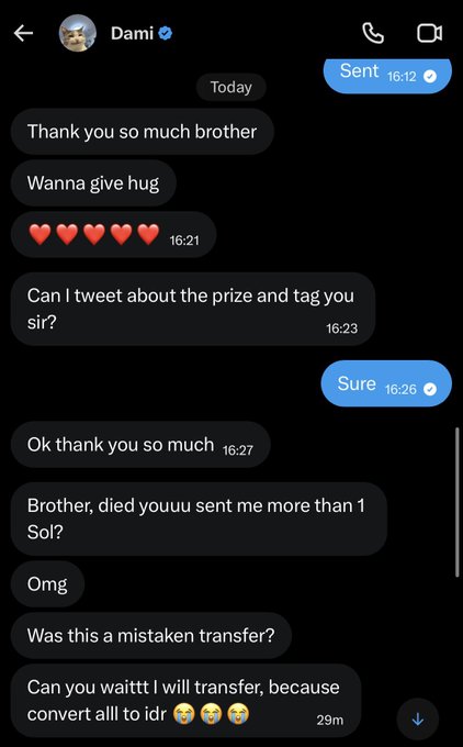 A screenshot of a Twitter DM conversation with "Dami" showing messages of gratitude from a giveaway winner, followed by the realization that 60 SOL was accidentally sent instead of 1, with the recipient asking to transfer the excess back after converting to IDR.