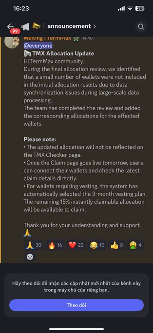 A TermMax community announcement addresses the user by explaining that a TMX allocation update was issued due to data synchronization issues, with corrected allocations viewable on the Claim page tomorrow and 15% instantly claimable for those on the 3-month vesting plan. The post highlights the poster's disappointment as a top community member who contributed nearly 400K points and 3+ months of consistent engagement yet received 0 $TMX in the allocation.