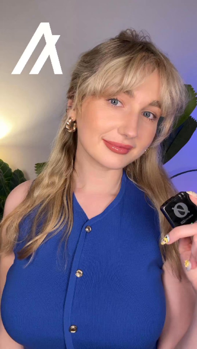 The image features a woman wearing a blue shirt, posing for a photo with her hand holding an electronic device. The background of the image shows a wall with a logo that reads "ALGO" along with the word "institutional". Below this logo is a caption stating "5 reasons why algo could win institutional adoption".