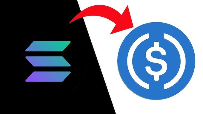 The image displays two versions of a logo, one black and white with an error message indicating that the red arrow pointing to the money symbol is not aligned properly and should be fixed. The other version has the correct positioning and alignment of the money symbol. The post focuses on this issue with a caption reading "قبل تحكم على شارت سولانا مو مجرد عملة بدأ فيه توجه من بعض المنصات لفتح تداول الميمز مبدرة على". The logos and the caption are clearly visible in the image, emphasizing the need for the red arrow to be aligned correctly.