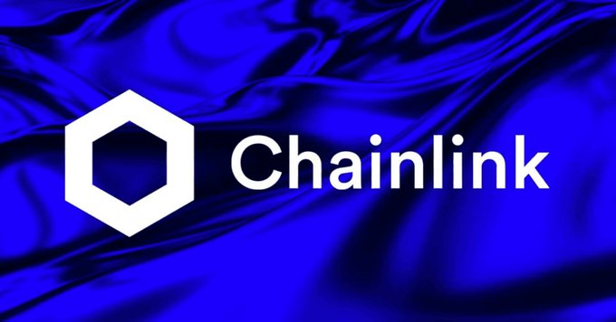 The Chainlink logo, featuring its distinctive hexagonal icon and name, is prominently displayed against a flowing blue silk background. This visual accompanies news that the U.S. Commerce Department has partnered with Chainlink to publish official economic indicators like GDP and PCE inflation data on public blockchains.