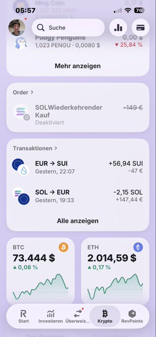 The image shows a phone screen displaying the interface of an online wallet, including information about Bitcoins. The user's Bitcoin balance is shown with two positive values, totaling 73,943 Bitcoins. Furthermore, there are also transaction amounts available for various cryptocurrency exchanges that have been active on the app during this period. The text on the screen provides details about the current status and transactions of these exchanges, allowing users to understand their financial position better.