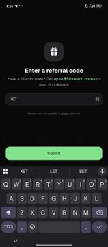 A smartphone screenshot shows a dark-themed referral-code page with the heading “Enter a referral code,” an empty input field, a bright green “Submit” button, and the on-screen keyboard. The accompanying post references “solscan.io/tx/3ezvn8eRDUh,” but no referral code or transaction address is visibly entered in the image.