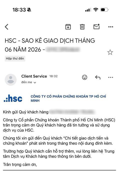 An email screenshot from HSC (Ho Chi Minh City Securities Corporation) with the subject 'SAO KÊ GIAO DỊCH THÁNG 06 NĂM 2026', notifying a customer of attached transaction details.