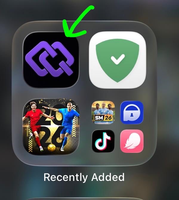An iOS home screen folder labeled "Recently Added" is shown with a green arrow pointing to a purple app icon featuring two interlocking chain links—the logo for Linq (@uselinq), suggesting an upcoming update or new feature for Linq users.
