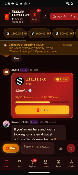Screenshot of the Seeker Envelope app chat interface showing a 111.11 SKR drop from Ab4flf and a message from Ricoonsol.skr providing a referral wallet address.