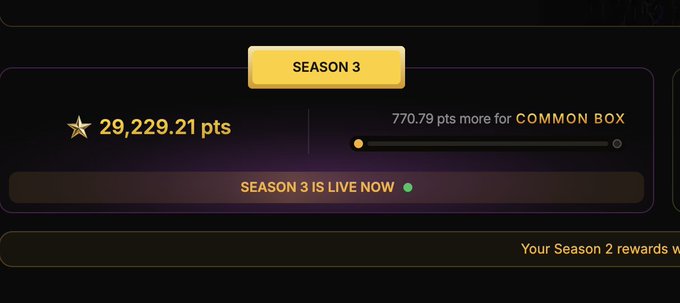 The image presents a screenshot of a website that displays information about a TV show called "Common Box". The title of the show, as well as its release date, are displayed prominently within the webpage. A chart shows the number of viewers for the show over time, and it seems to be a season 3 of the show. This information is presented in an organized manner with a clear visual representation that helps users understand key aspects about the TV series. The layout suggests that this screenshot might have been taken or shared by someone interested in watching "Common Box".