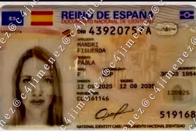 The image shows a Spanish National Identity Document (Documento Nacional de Identidad) belonging to a person named Paola Figueroa Mandri, which connects to the accompanying post about Sebastián Rosen, a suspect detained by Mexico's Edomex prosecutor's office (@FiscaliaEdomex), who allegedly transferred 1 BTC to his wife in Spain and attempted to bribe arresting agents by promising to have her return 1.5 BTC if released, suggesting this ID card belongs to the wife who received the bitcoin transfer.
