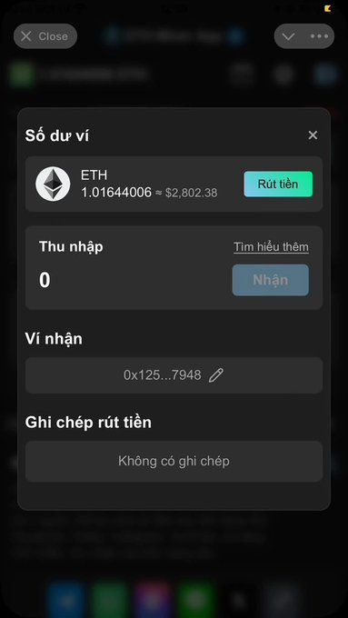 A Vietnamese-language cryptocurrency withdrawal interface showing an ETH wallet balance of 1.01644006 (~$2,802.38) with options to withdraw funds.