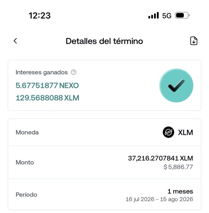 Spanish-language mobile screen titled 'Detalles del término' showing earned interest of 5.67751877 NEXO and 129.5688088 XLM on a 37,216.27 XLM holding over a 1-month period (16 Jul 2026 - 15 Ago 2026).