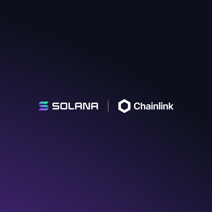 A dark purple gradient background displaying the logos of 'SOLANA' and 'Chainlink' side by side, separated by a vertical line.