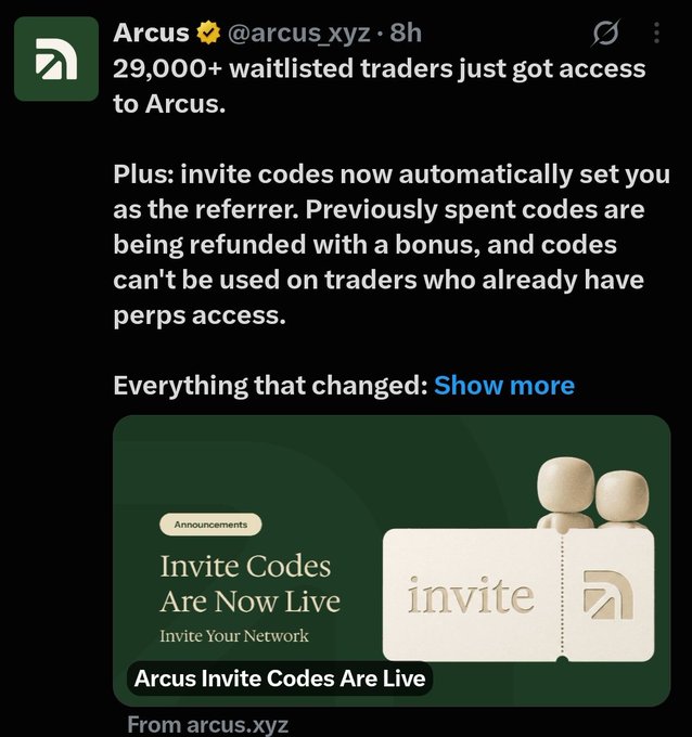 A tweet from Arcus (@arcus_xyz) announcing that 29,000+ waitlisted traders have gained access, with info about new invite codes and an attached 'Invite Codes Are Now Live' graphic.