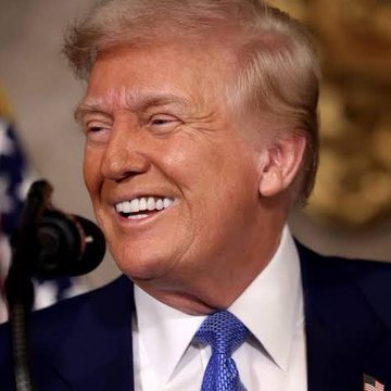 This image shows Donald Trump smiling, and it's unclear how it relates to the White House statement about structuring the Strategic Bitcoin ($BTC) Reserve and its crypto stockpile.