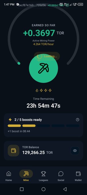 A screenshot of the Torium mining app shows an earned balance of +0.3697 TOR at an active mining power of 4.264 TOR/hour, with approximately 23 hours and 54 minutes remaining, alongside a TOR wallet balance of 129,266.25. This aligns with the post highlighting the user's involvement in mining new Layer 1 blockchain projects like Torium Network.