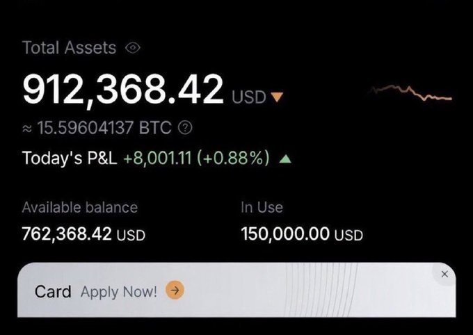 A trading dashboard displays total assets of 912,368.42 USD (approximately 15.60 BTC) with a positive daily P&L of +8,001.11 (+0.88%), showing 762,368.42 USD available and 150,000.00 USD in use, likely used to showcase supposed trading profits as social proof in a promotion soliciting Solana ($SOL) wallet addresses for an alleged "1000x Alpha" call.