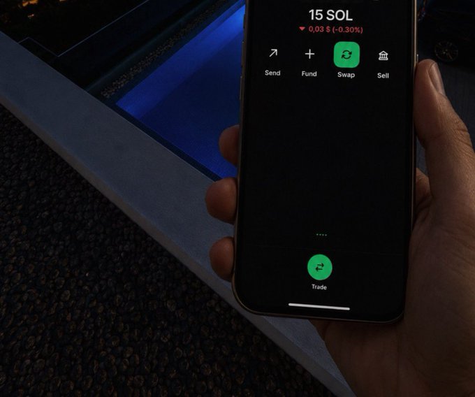 A smartphone displays a crypto wallet app showing a balance of "15 SOL" with options to Send, Fund, Swap, Sell, and Trade. The image illustrates the "Send" functionality referenced in the post, where the user plans to distribute $SOL tokens to multiple recipients.