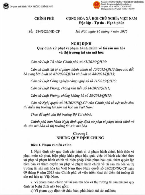A Vietnamese government document showing Decree No. 284/2026/ND-CP, issued on July 16, 2026, which establishes administrative penalties for violations related to crypto assets and the crypto asset market, and takes effect on September 1, 2026. The accompanying post clarifies that the decree targets domestic investors trading on unlicensed platforms rather than banning international exchanges like Binance, Bybit, or OKX.