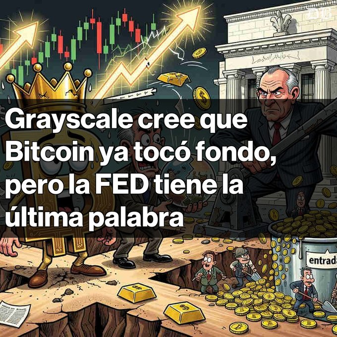 A Spanish-language cartoon about Bitcoin with text 'Grayscale cree que Bitcoin ya tocó fondo, pero la FED tiene la última palabra', depicting characters near the Federal Reserve with stock charts and gold coins.