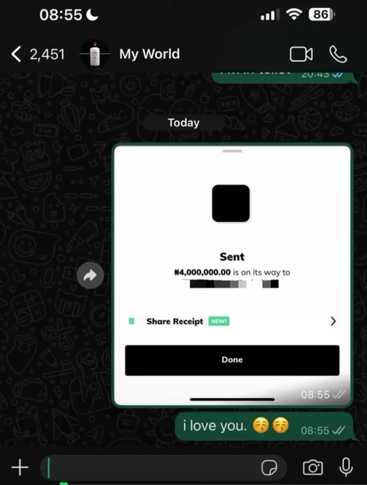 xtraordinary message on a black WhatsApp chat window, reading "I love you" and "Love you too".