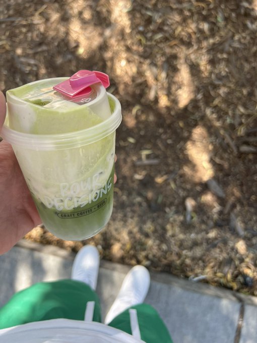 [caption-failed: minimax unavailable]
