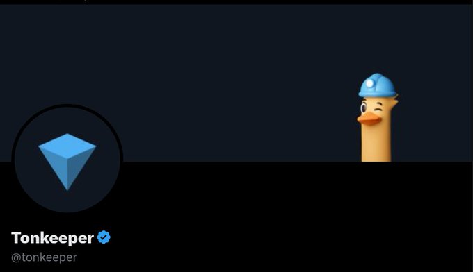 The image shows a Telegram profile banner for "Tonkeeper @tonkeeper" (a verified account) featuring a blue diamond logo on the left and a cartoon goose wearing a blue hard hat on the right against a dark background. 

Relating to the post: the duck mascot peeking out beside the Tonkeeper branding visually reinforces the statement's playful reassurance that the current header—which prominently features the duck—won't be changing anytime soon, despite fan art appeals.