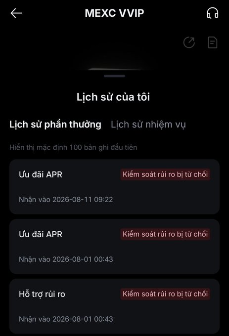A screenshot of the MEXC VVIP app showing 'Lịch sử của tôi' (My History) with several entries for 'Ưu đãi APR' (APR benefits) and risk control rejections in Vietnamese.