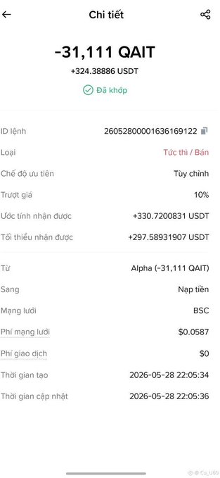 The image shows a cell phone screen displaying a calculator with various numbers displayed, possibly used for financial calculations or transactions. The text on the screen indicates that some money has been received from "Nghe nói tối hqua ae ăn kèo", which might be the account balance of a person named Nghe Ngoi. This could suggest that Nghe Ngoi is either selling or buying something and keeping track of his transaction with the calculator's help.