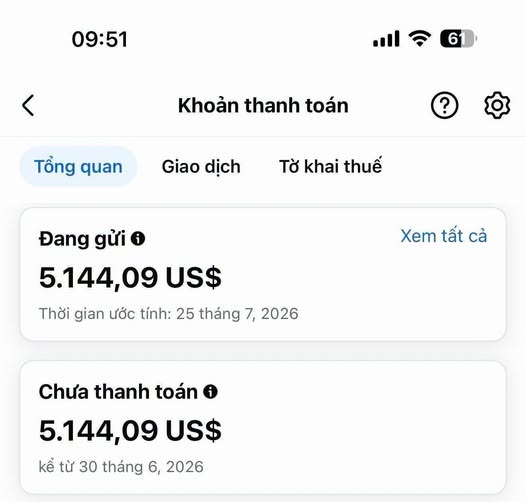 A Vietnamese payment account overview screen (Khoản thanh toán) displaying a pending (Đang gửi) amount of 5,144.09 US$ with an estimated arrival date of July 25, 2026, and an unpaid balance of the same amount since June 30, 2026.