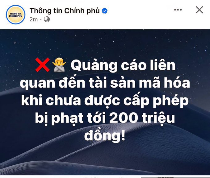 Vietnamese government warning post from 'Thông tin Chính phủ' stating that advertising unlicensed crypto assets can be fined up to 200 million VND.