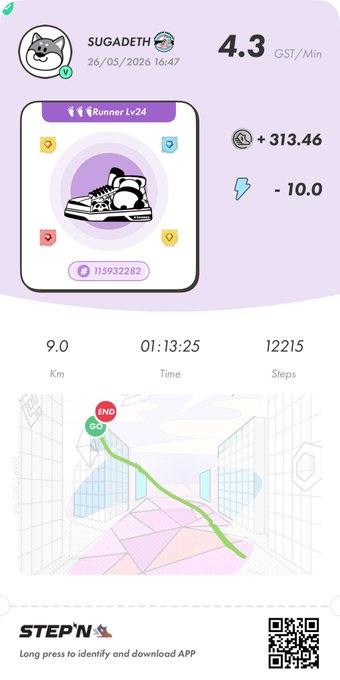 The image shows a phone screen displaying a fitness app with a map of a city, including buildings and roads. The app has a purple background and white text that reads "Stepnig" and "Stepniggy". The app also includes a runner's log for tracking steps taken during runs. The post is titled "しごおわラン 夕方で26°熱い〜 #北海道ランナー #STEPN #STEPNGO" and provides information about the app, including its name, a map of the city it's designed for, and how to use it.