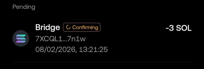 A 'Pending' cryptocurrency transaction confirmation screen shows a 'Bridge' transfer of -3 SOL to address '7XCQL1...7n1w' dated 08/02/2026, 13:21:25.