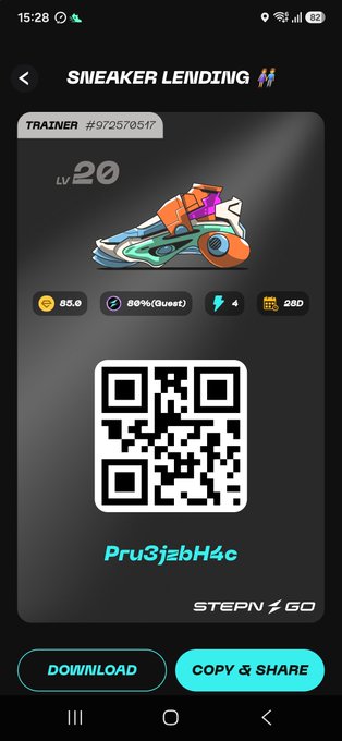 A STEP'N GO app screenshot showing a "TRAINER #972570517" sneaker at level 20 with stats 85.0, 89% (Quest), energy 4, and QST 28.0, including a QR code for sneaker lending.
