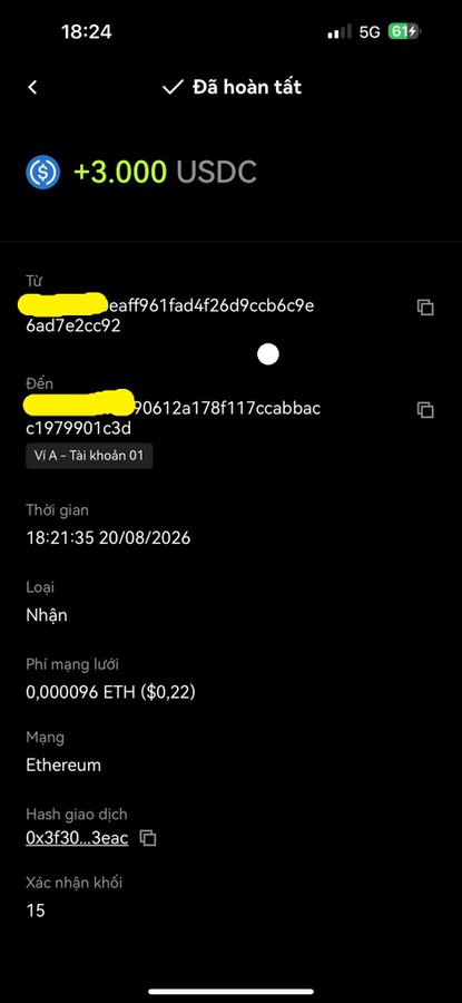 A screenshot of a completed crypto wallet transaction showing +3,000 USDC received on the Ethereum network, with a network fee of 0.000096 ETH ($0.22), timestamped 18:21:35 on 20/08/2026. The image illustrates the post's claim of receiving a substantial seasonal airdrop, contrasting the poster's frustration with their friend's seemingly lucky gains.